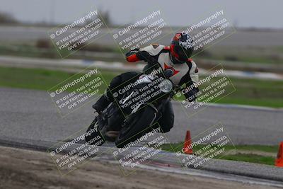 media/Nov-30-2025-TrackDaz (Sun) [[d8b22663df]]/B Group/Session 2 (Sunset)/